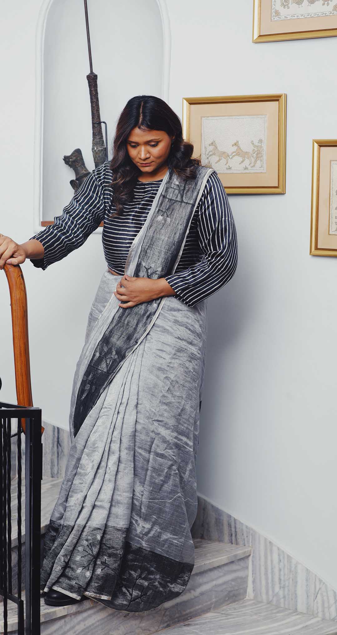 Handspun linen saree with zari work