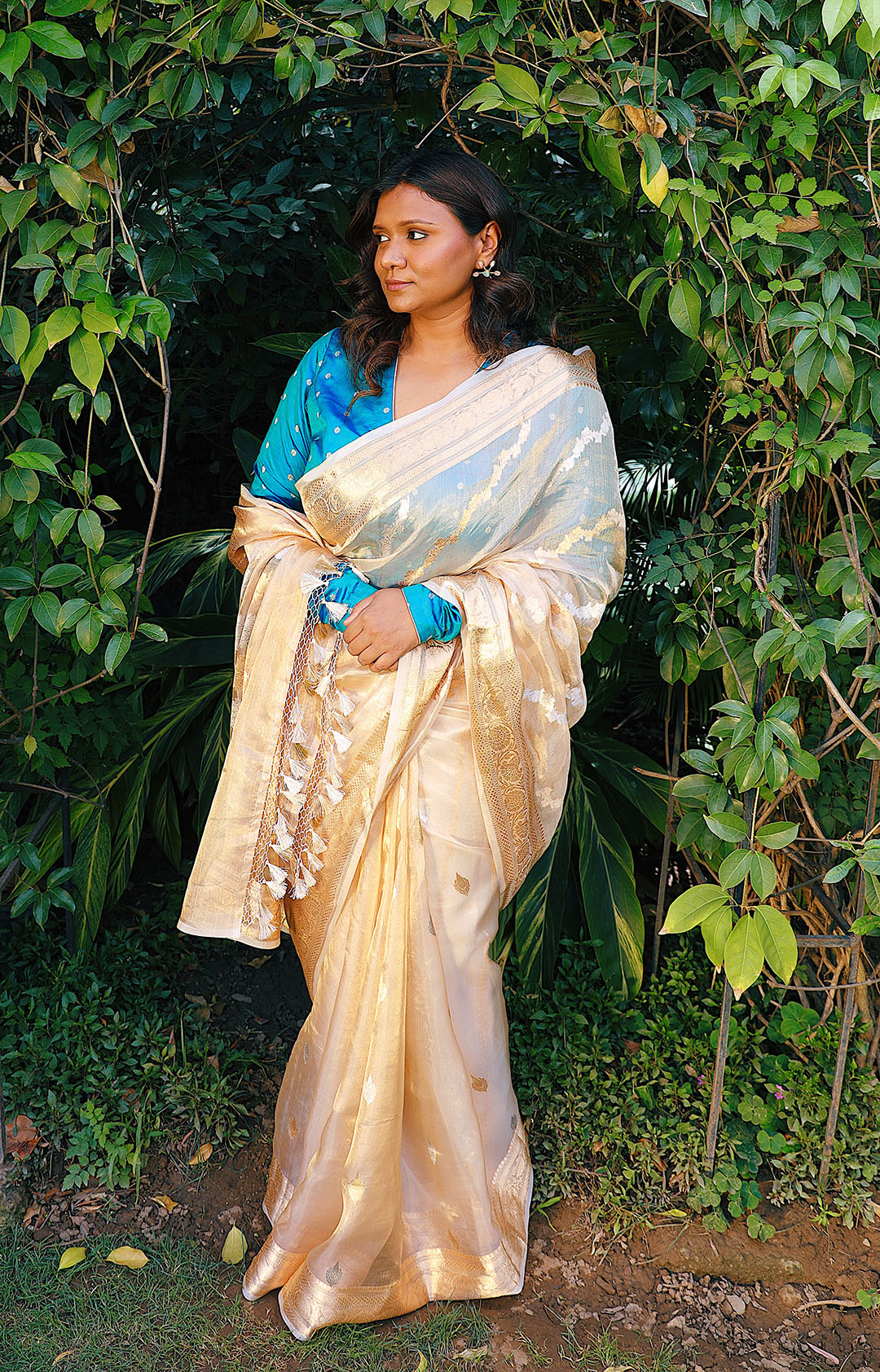 Pure tissue with zari, lehariya design saree