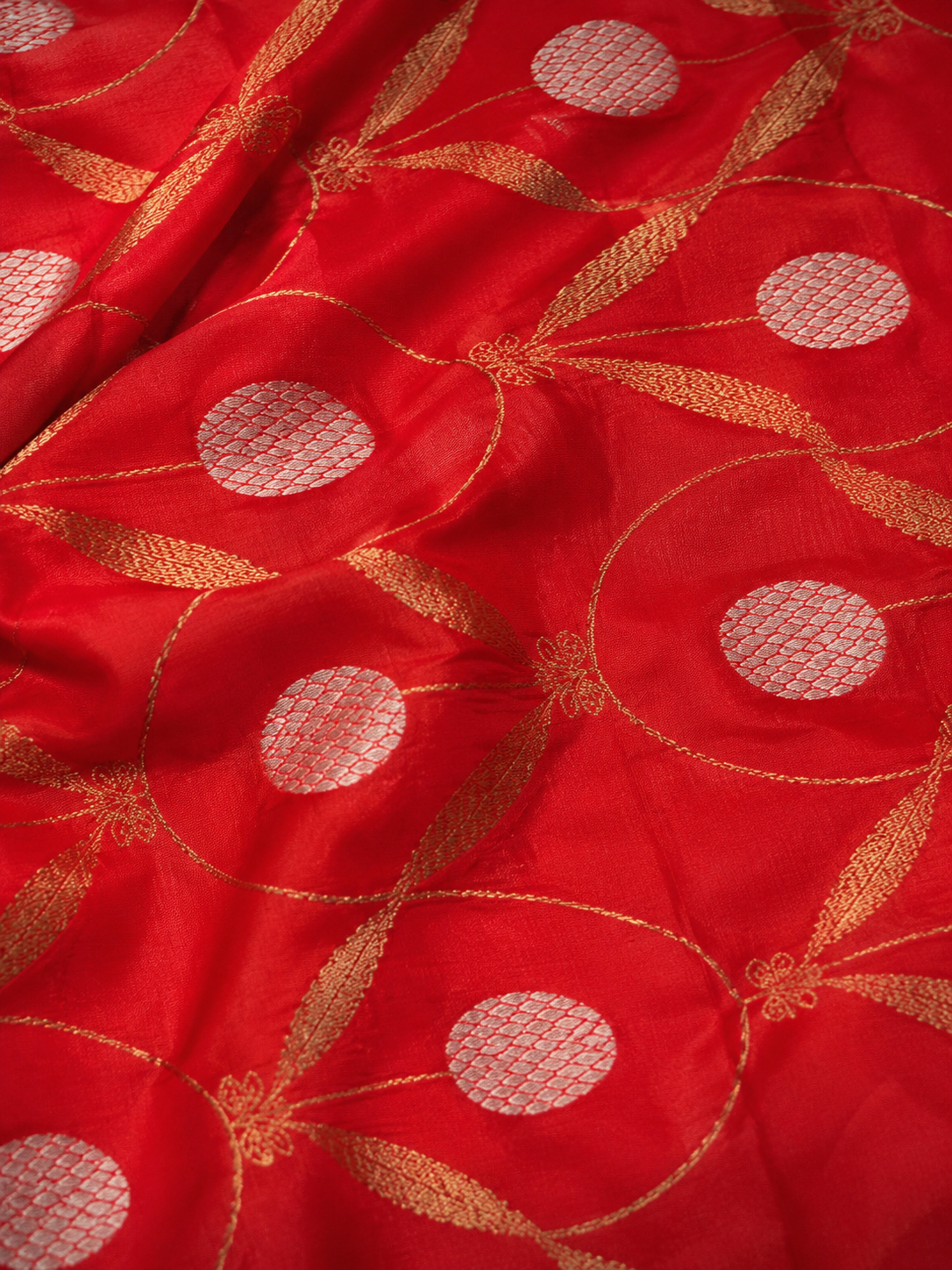Red Floral Vine Woven Chanderi Handloom Saree with Golden Zari Border