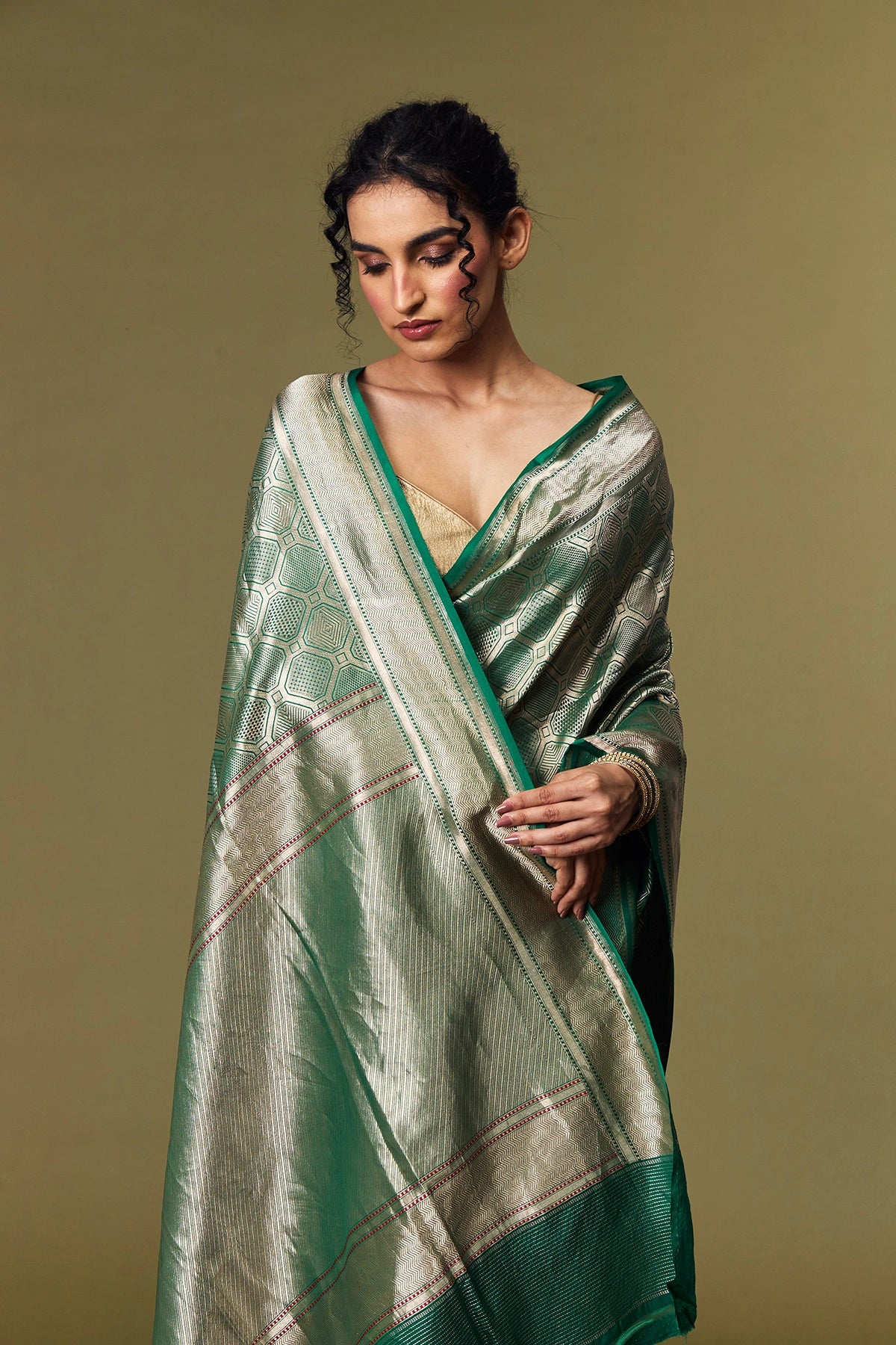 Emerald Green Jamdani Chowkdi Banarasi Saree