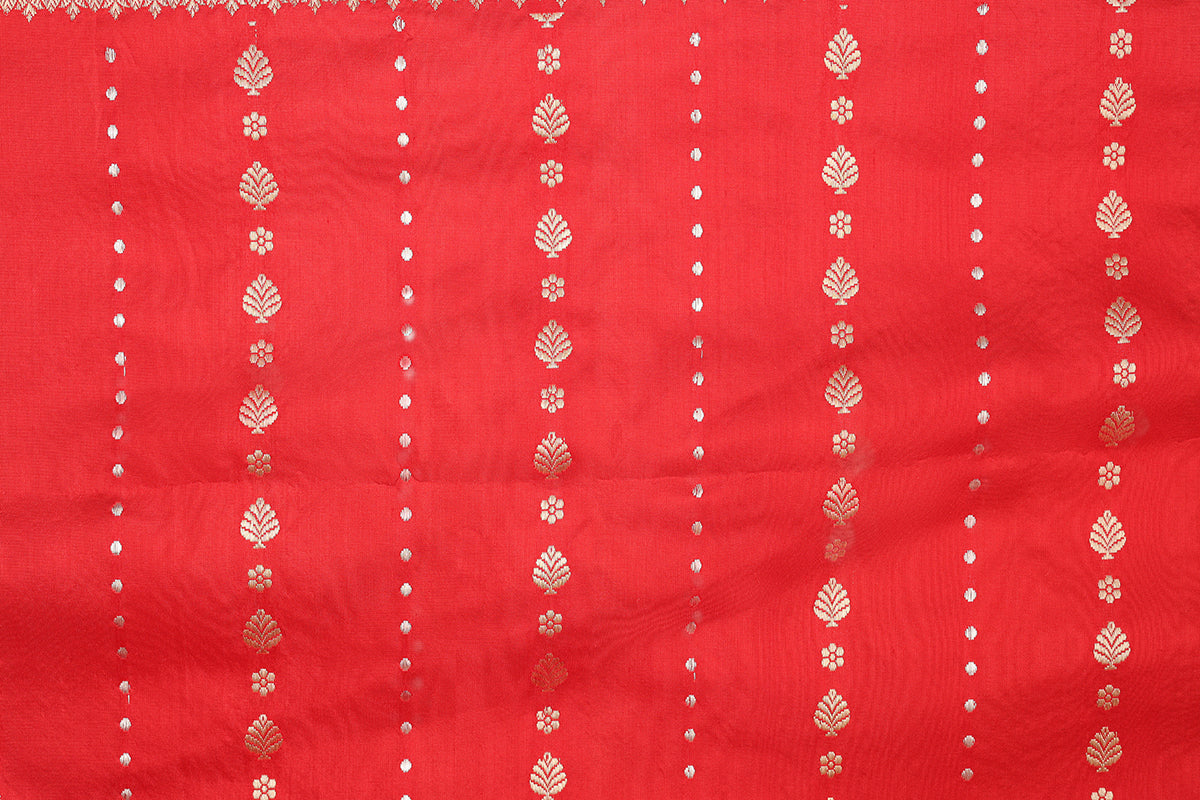 Banarasi Pure Silk Saree with Intricate Kadua Weaving – Red
