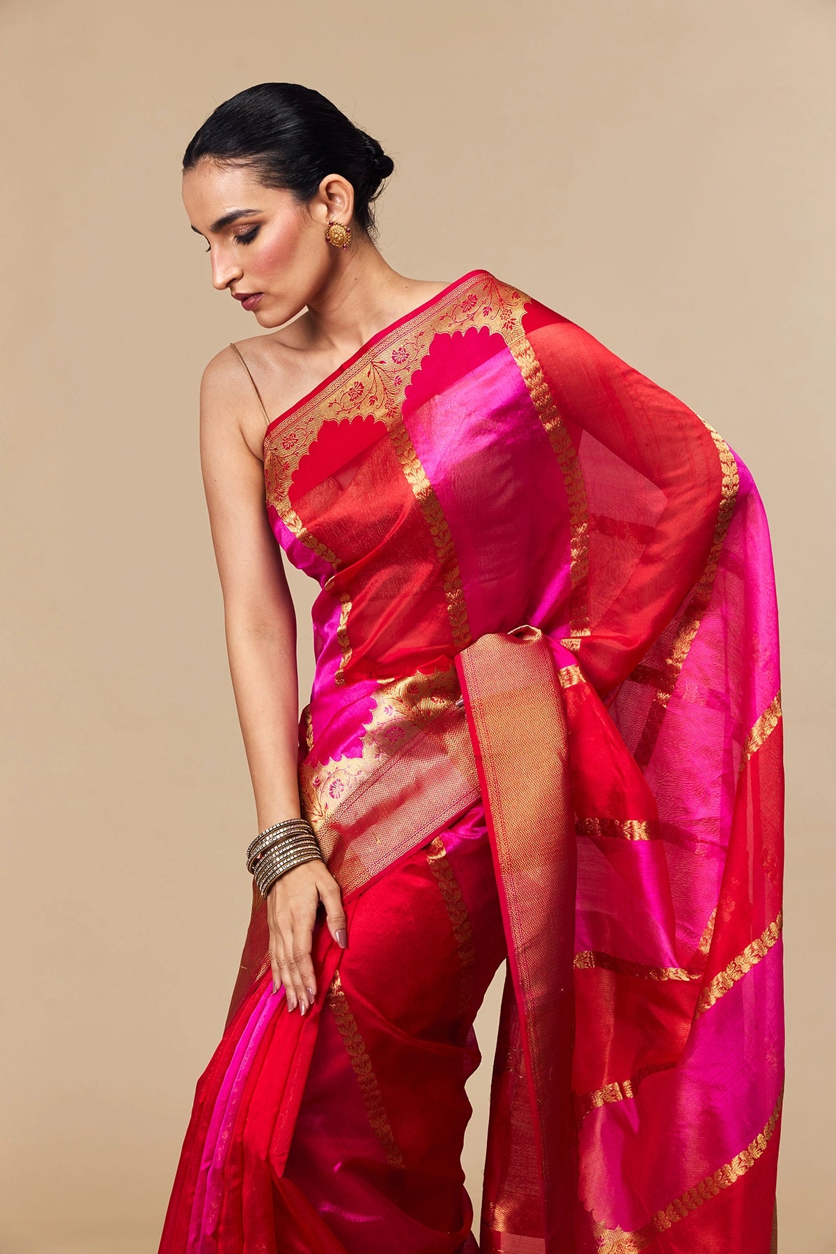 Contrast color effect and traditional floral motifs