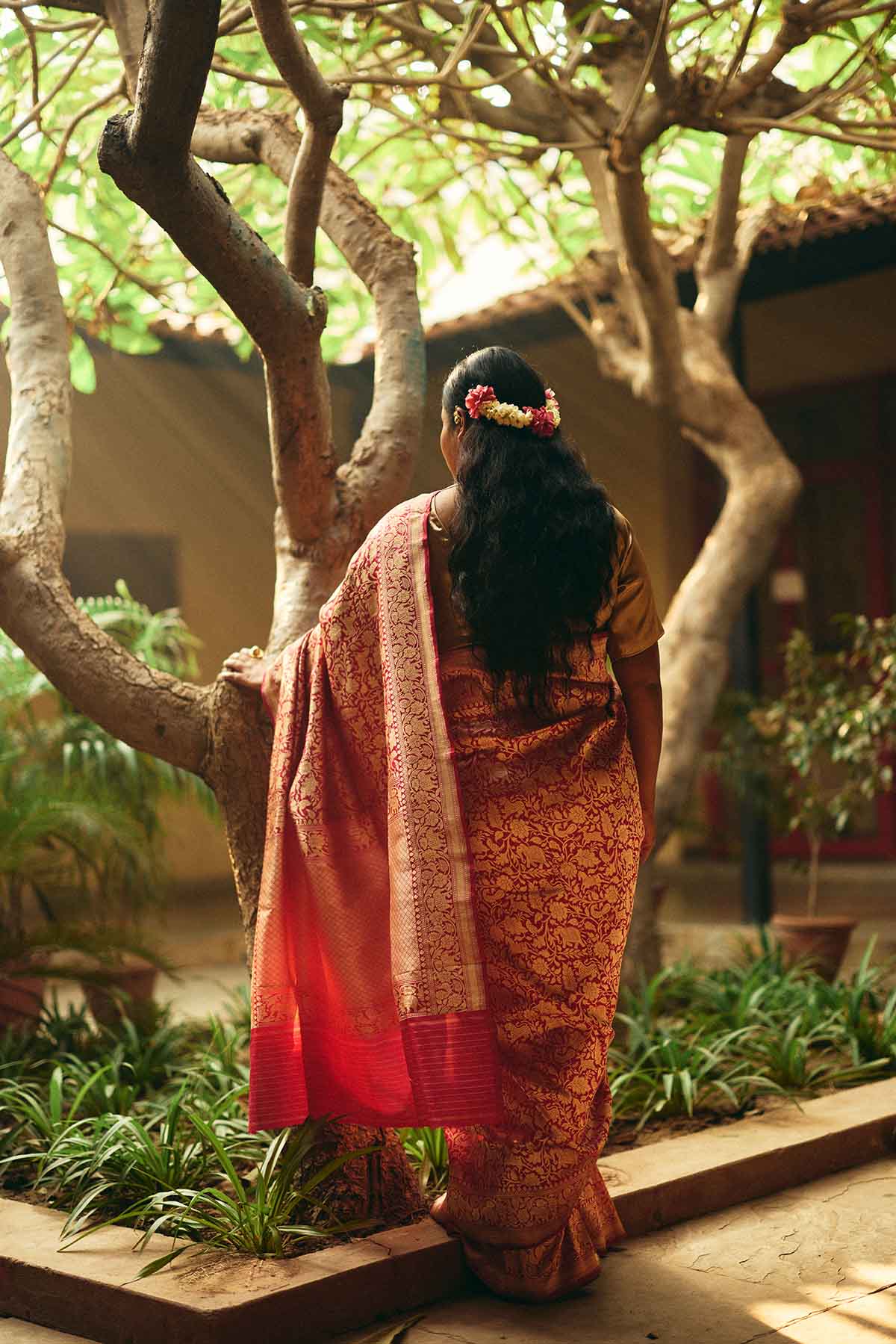 Pure Silk Banarasi Saree with Shikargah Brocade Weave – Red & Gold